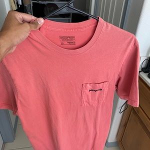 Vintage Patagonia Tee - comfort pink/salmon